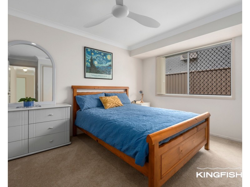 5 Goldfinch Avenue, Burleigh Waters QLD 4220