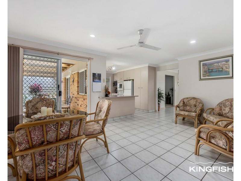 5 Goldfinch Avenue, Burleigh Waters QLD 4220