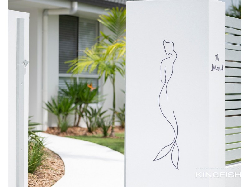 1 Intrepid Drive, Mermaid Waters QLD 4218