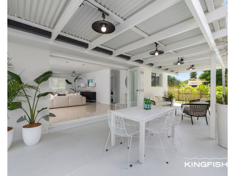 1 Intrepid Drive, Mermaid Waters QLD 4218