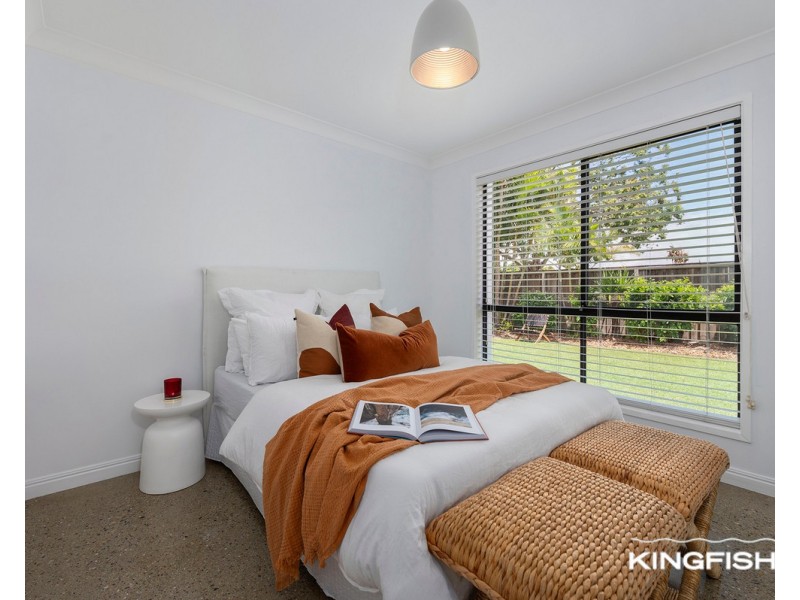 1 Intrepid Drive, Mermaid Waters QLD 4218