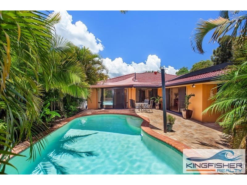 38 Sea Eagle Drive, Burleigh Waters QLD 4220
