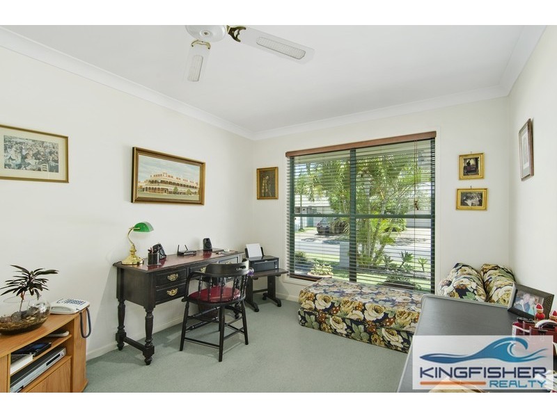 11 Casablanca Court, Burleigh Waters QLD 4220