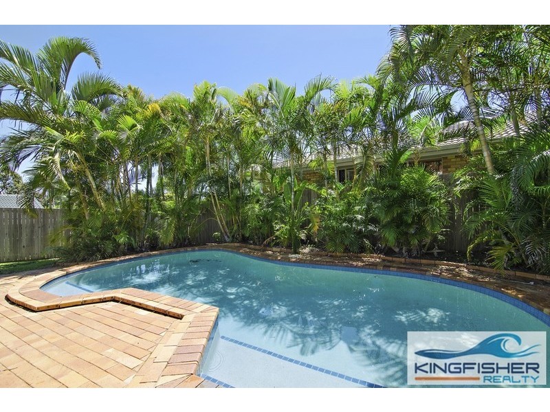 24 Hindmarsh Court, Robina QLD 4226