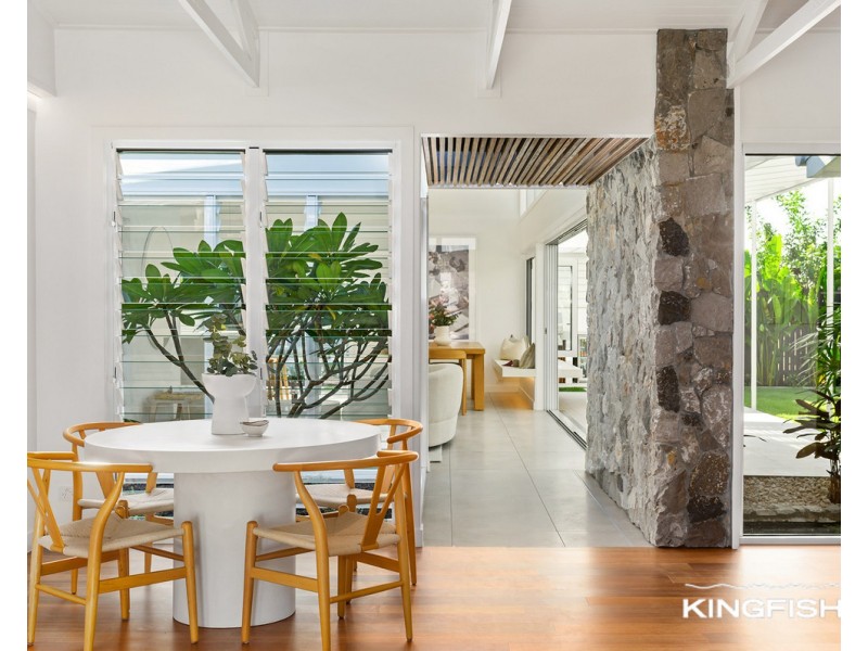 23 Savoy Drive, Broadbeach Waters QLD 4218