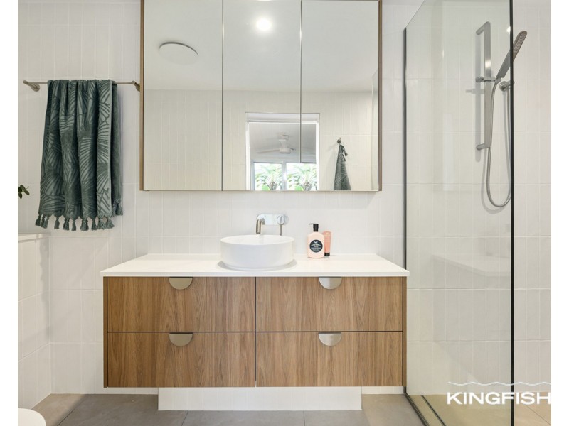 23 Savoy Drive, Broadbeach Waters QLD 4218