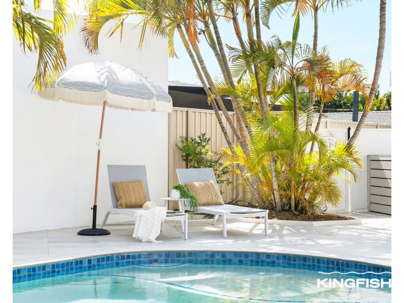 11 Courser Court, Burleigh Waters QLD 4220