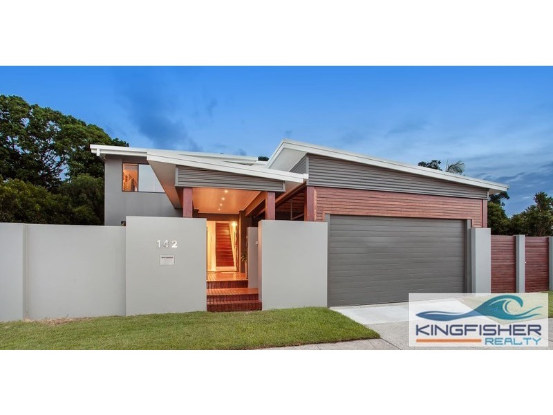 142 Acanthus Avenue, Burleigh Waters QLD 4220