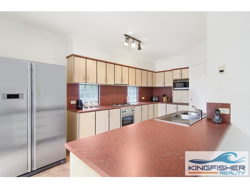 3 Gannet Street, Burleigh Waters QLD 4220