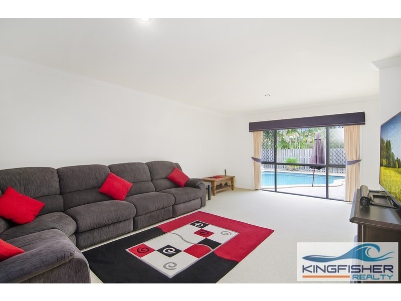 3 Gannet Street, Burleigh Waters QLD 4220