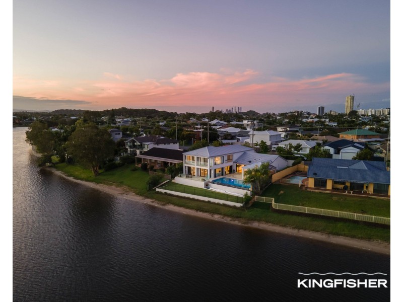 62 Burleigh Street, Burleigh Waters QLD 4220