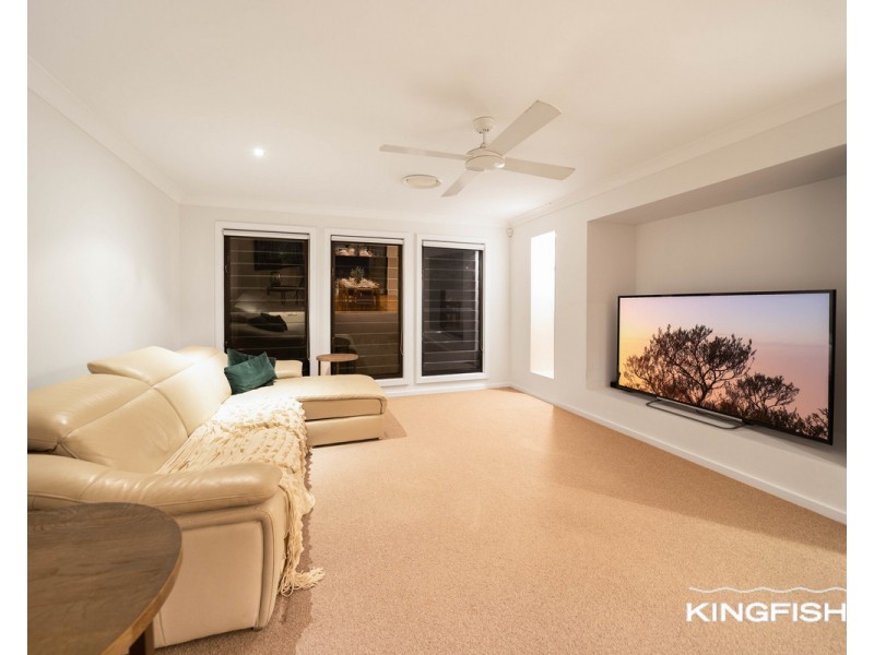 62 Burleigh Street, Burleigh Waters QLD 4220