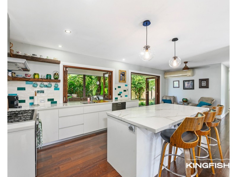 61 Bluejay Street, Burleigh Waters QLD 4220