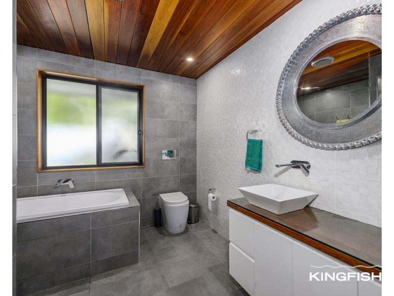 61 Bluejay Street, Burleigh Waters QLD 4220