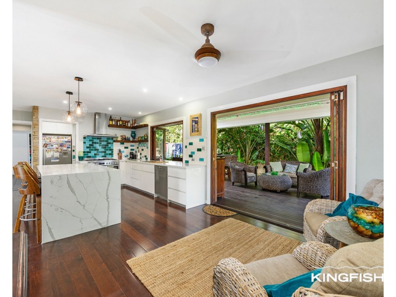 61 Bluejay Street, Burleigh Waters QLD 4220