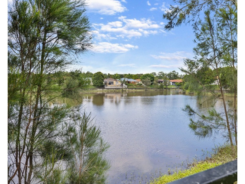 18 Rainbird Close, Burleigh Waters QLD 4220