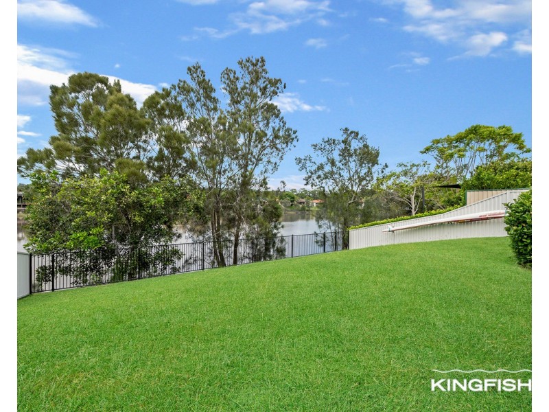18 Rainbird Close, Burleigh Waters QLD 4220