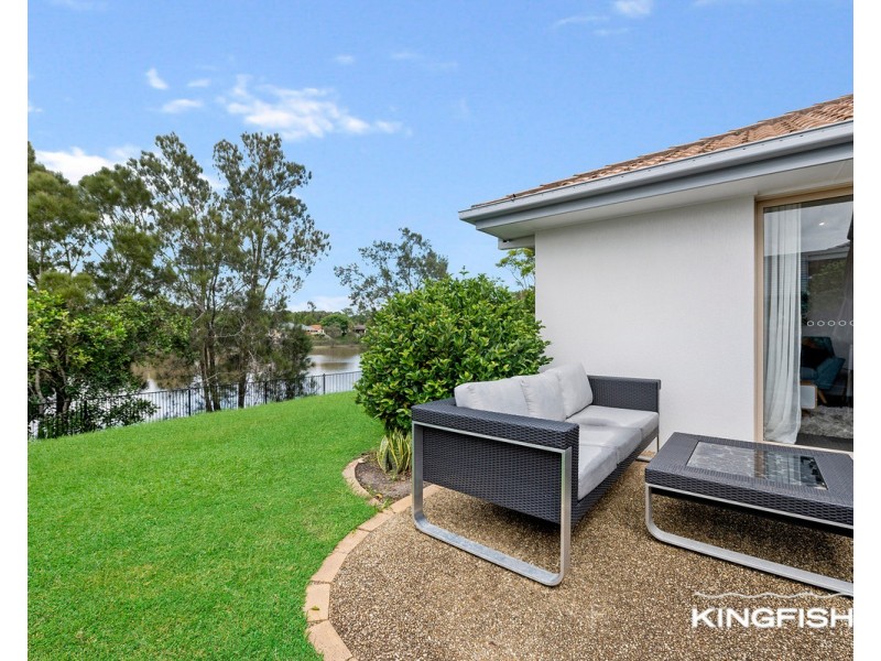 18 Rainbird Close, Burleigh Waters QLD 4220