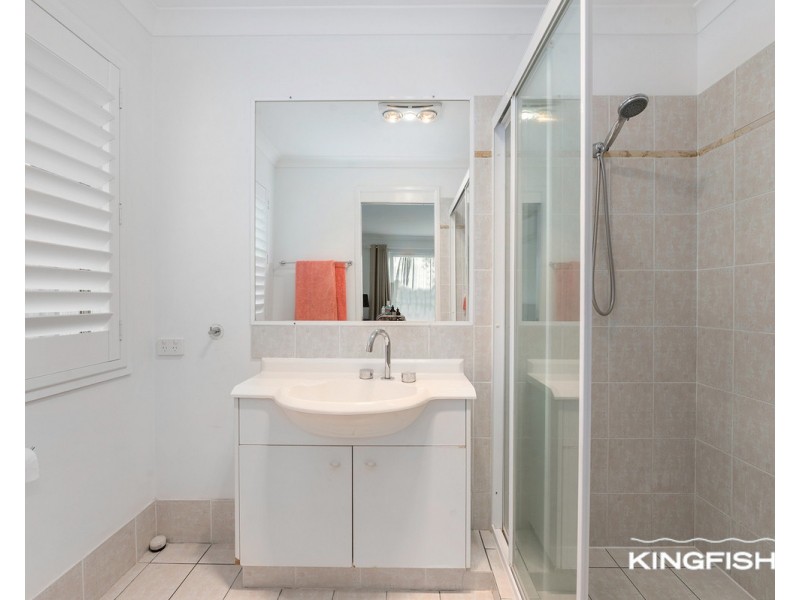 18 Rainbird Close, Burleigh Waters QLD 4220