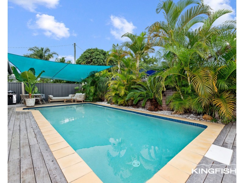 93 Allambi Avenue, Broadbeach Waters QLD 4218