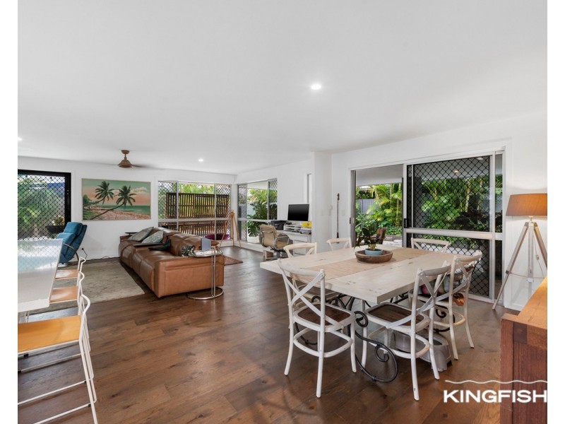 93 Allambi Avenue, Broadbeach Waters QLD 4218