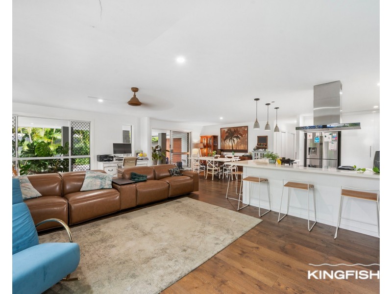 93 Allambi Avenue, Broadbeach Waters QLD 4218