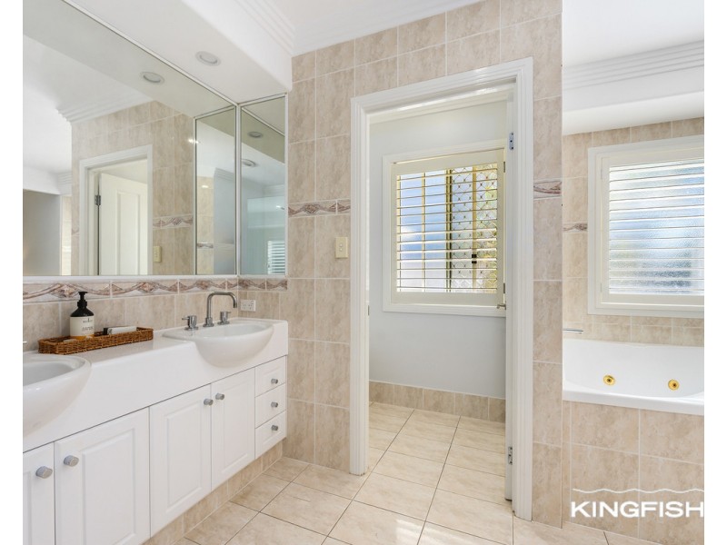 44 Tropicana Circuit, Burleigh Waters QLD 4220