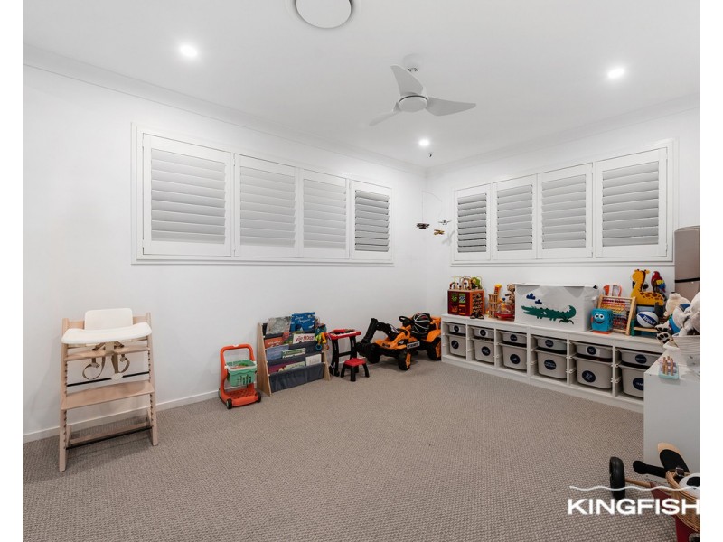 18 Furlong Street, Broadbeach Waters QLD 4218