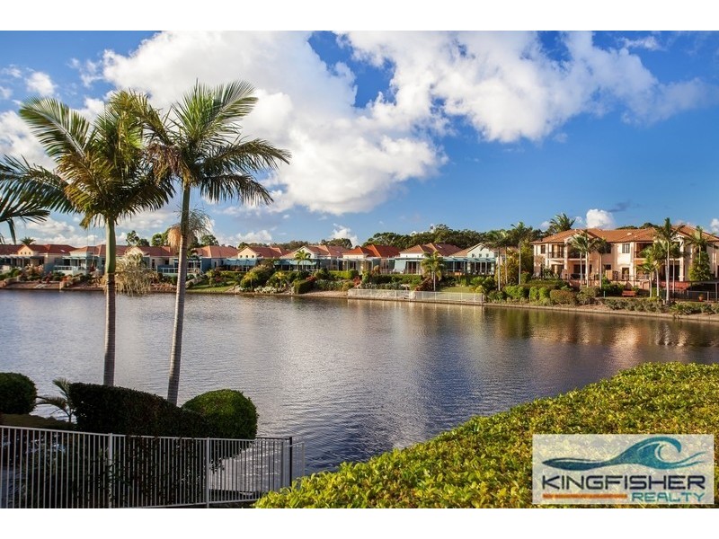 1 Seychelles Court, Burleigh Waters QLD 4220