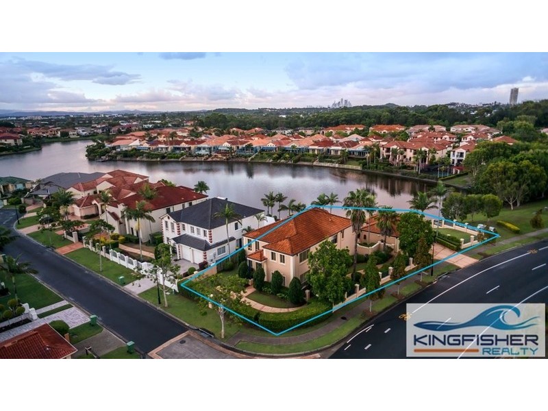 1 Seychelles Court, Burleigh Waters QLD 4220