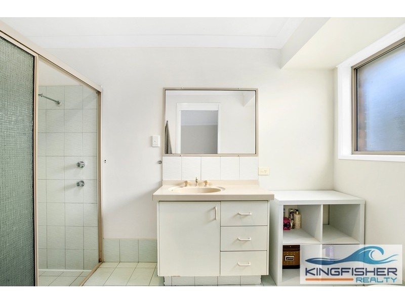 8 Cuckoo Crescent, Burleigh Waters QLD 4220