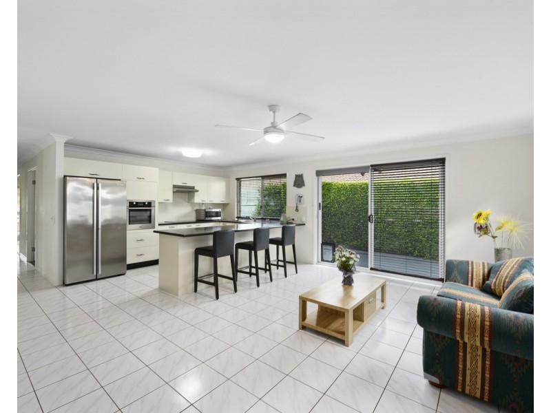163 Harrier Drive, Burleigh Waters QLD 4220