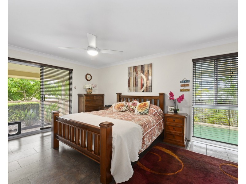 163 Harrier Drive, Burleigh Waters QLD 4220