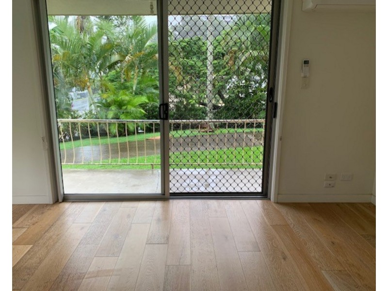 4/7 Hayle, Burleigh Heads QLD 4220