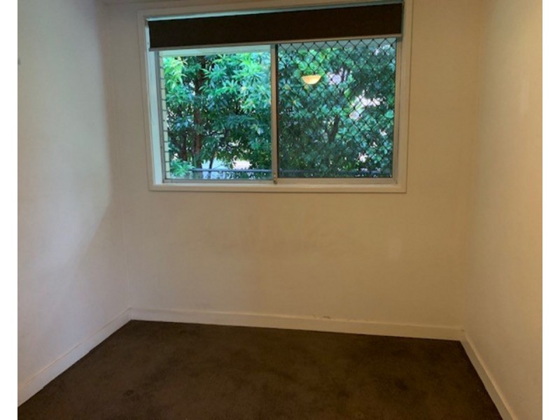 4/7 Hayle, Burleigh Heads QLD 4220