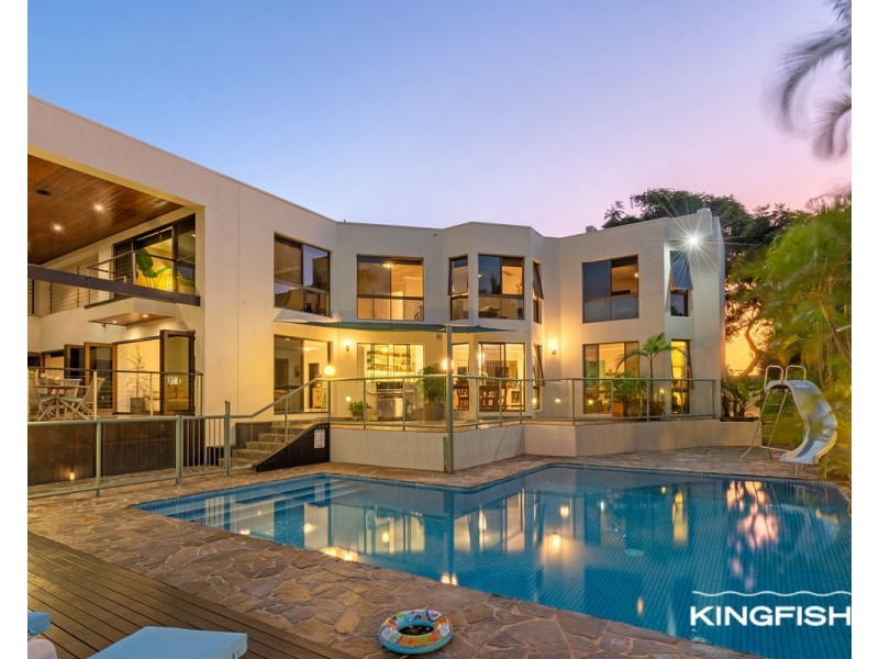 114 Dunlin Drive, Burleigh Waters QLD 4220