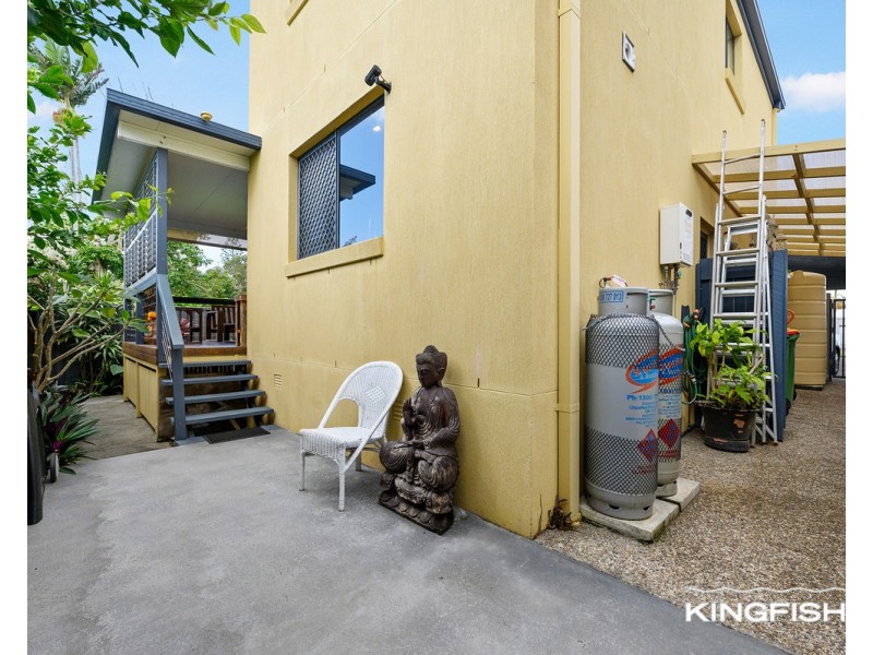 2/31 Mountain View Avenue, Miami QLD 4220