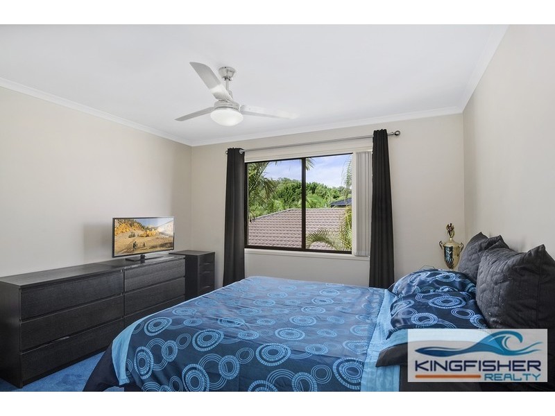 2 Tobago Court, Burleigh Waters QLD 4220