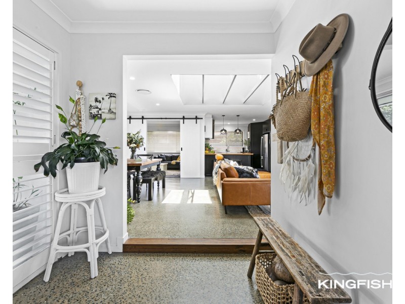 19 Tern Drive, Burleigh Waters QLD 4220