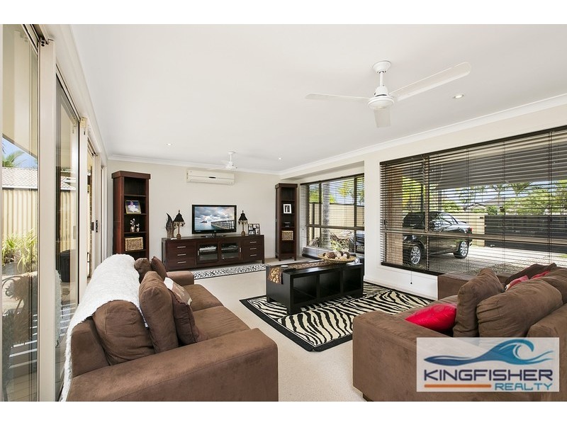 156 Christine Avenue, Burleigh Waters QLD 4220