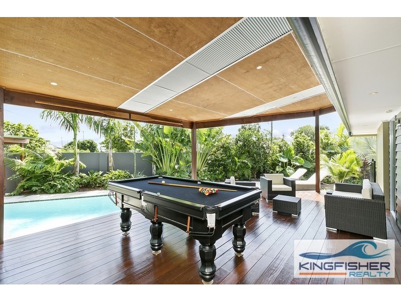 10 Egret Avenue, Burleigh Waters QLD 4220