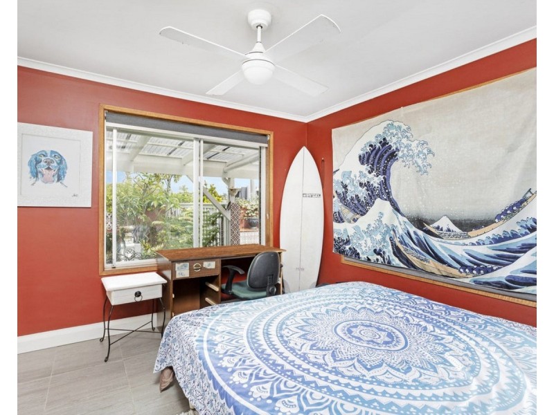 1/15 Adams Avenue, Miami QLD 4220