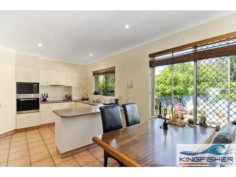 16 Egret Avenue, Burleigh Waters QLD 4220