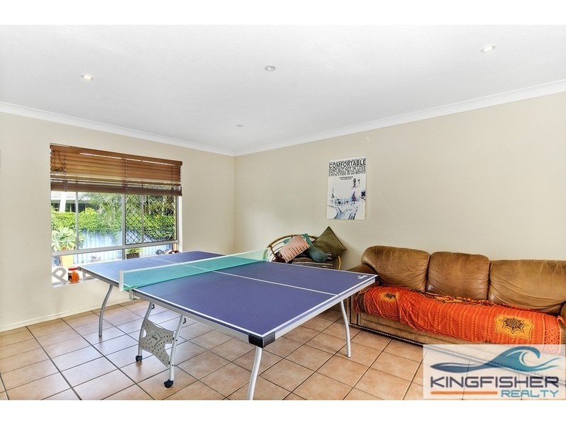 16 Egret Avenue, Burleigh Waters QLD 4220