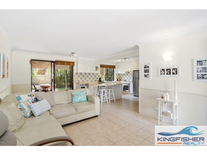 5/3 Cotinga Crescent, Burleigh Waters QLD 4220