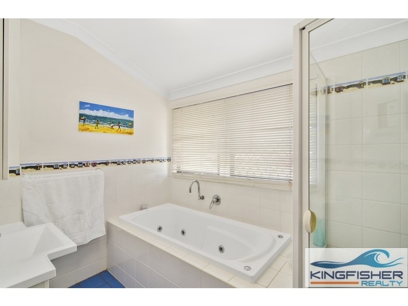 5/3 Cotinga Crescent, Burleigh Waters QLD 4220