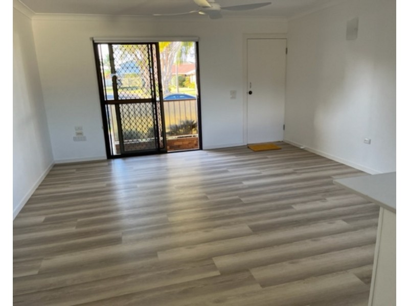 12 Dotterel Drive, Burleigh Waters QLD 4220