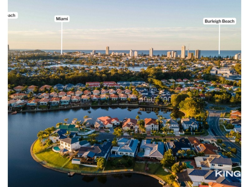 12/27-33 Beachcomber Court, Burleigh Waters QLD 4220