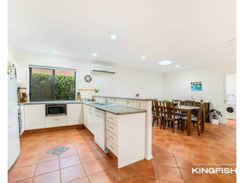 52 Tropicana Circuit, Burleigh Waters QLD 4220