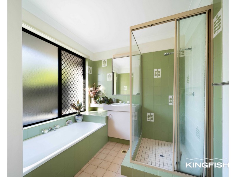 112 West Burleigh Road, Burleigh Heads QLD 4220